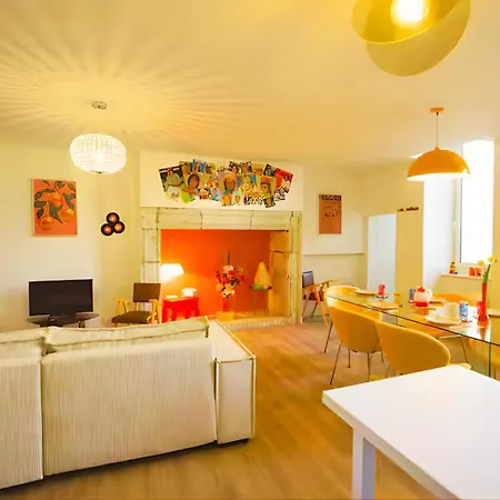 Le Seventies & #2 Apartment